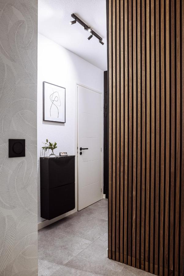 Henri IV - 2 Pieces - Parking Gratuit Apartment Billere Bagian luar foto