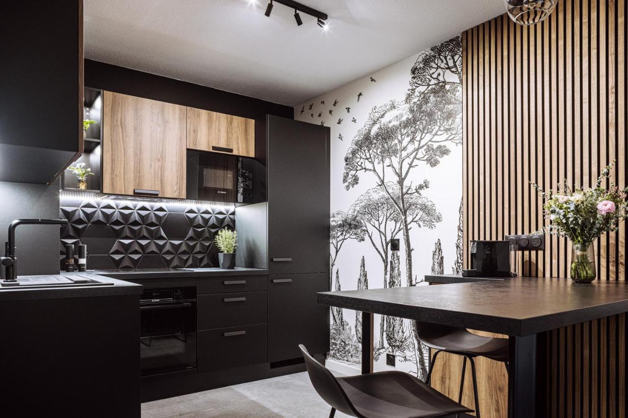 Henri IV - 2 Pieces - Parking Gratuit Apartment Billere Bagian luar foto