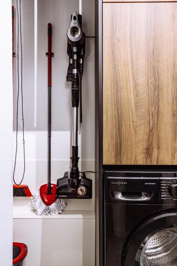 Henri IV - 2 Pieces - Parking Gratuit Apartment Billere Bagian luar foto